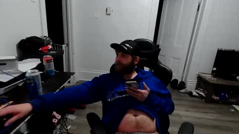 stonedpanda77 online show from February 6, 2:38 am