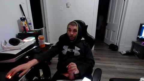 stonedpanda77 online show from May 29, 1:47 am