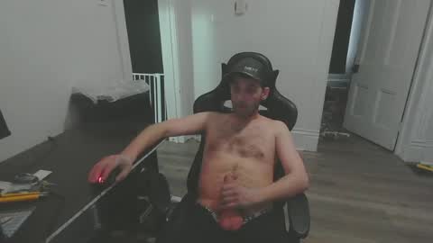Snapshot of stonedpanda77 chatting on June 25, 11:20 pm stonedpanda77 online show from June 25, 11:20 pm