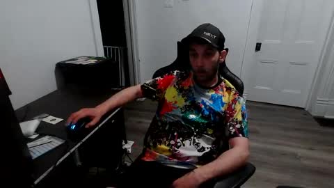 Snapshot of stonedpanda77 chatting on June 28, 2:06 am stonedpanda77 online show from June 28, 2:06 am