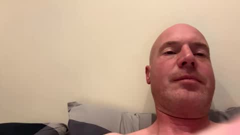 Stoodley22 online show from April 22, 7:04 pm