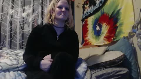 StormAlley420 online show from December 13, 5:49 am