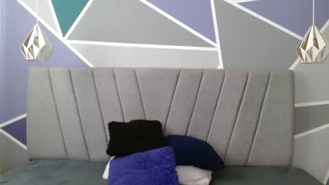 Snapshot of stormy_hot1 chatting on May 7, 11:48 am stormy_hot1 online show from May 7, 11:48 am
