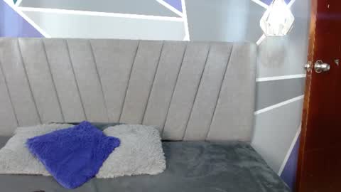 Snapshot of stormy_hot1 chatting on July 10, 12:19 pm stormy_hot1 online show from July 10, 12:19 pm