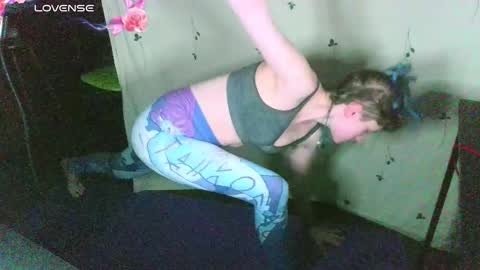 Stormythunder online show from February 7, 9:16 am