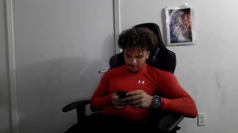 Snapshot of str8dj chatting on October 29, 4:15 am Dj online show from October 29, 4:15 am