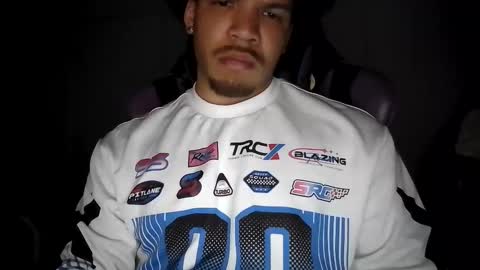 Snapshot of str8dj chatting on February 1, 8:24 am Dj online show from February 1, 8:24 am