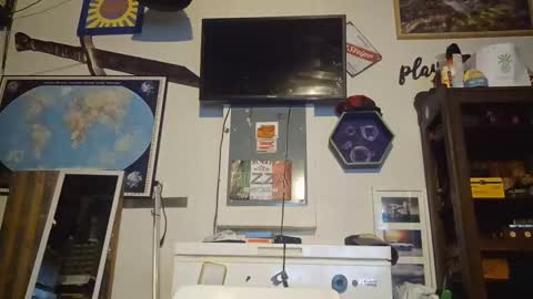 Str8 online show from September 20, 6:20 pm