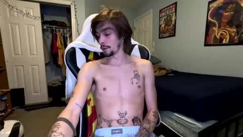 Snapshot of str8whiteboy21 chatting on December 13, 2:54 am str8whiteboy21 online show from December 13, 2:54 am