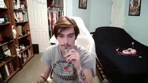 Snapshot of str8whiteboy21 chatting on January 8, 5:26 pm str8whiteboy21 online show from January 8, 5:26 pm