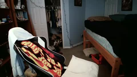 Snapshot of str8whiteboy21 chatting on February 4, 5:53 am str8whiteboy21 online show from February 4, 5:53 am