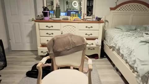 str8whiteboy21 online show from February 9, 3:43 am