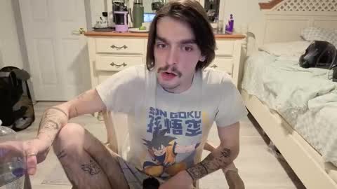 str8whiteboy21 online show from February 12, 5:46 am