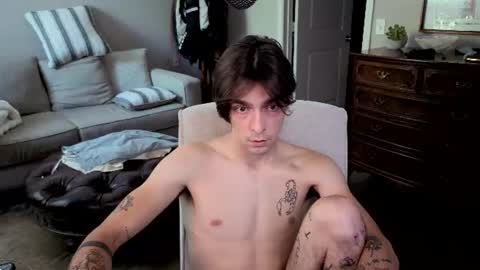 Snapshot of str8whiteboy21 chatting on July 20, 3:03 pm str8whiteboy21 online show from July 20, 3:03 pm