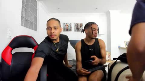 straight__friends online show from February 22, 6:28 pm