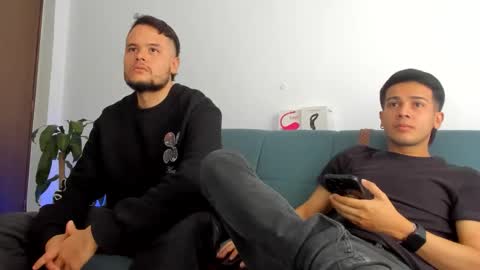 Snapshot of straight_boys_hornys chatting on November 29, 8:23 pm straight_boys_hornys online show from November 29, 8:23 pm