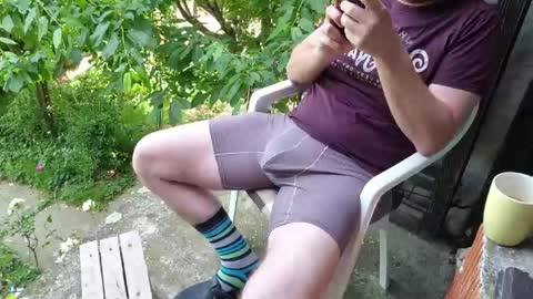 Snapshot of straight_daddy_ chatting on May 31, 9:27 am straight_daddy_ online show from May 31, 9:27 am