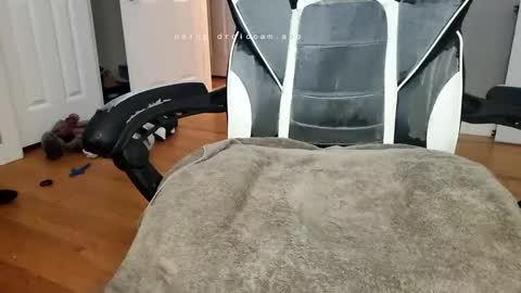 Snapshot of straighteight88 chatting on September 27, 6:07 am straighteight88 online show from September 27, 6:07 am