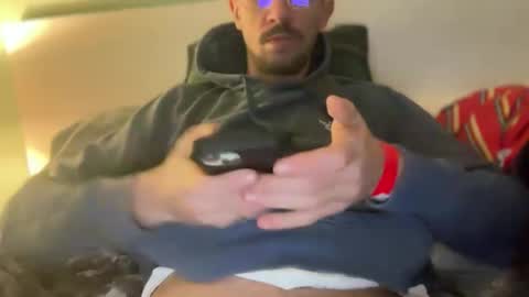 Snapshot of straightfirelotus69420 chatting on November 15, 1:18 pm straightfirelotus69420 online show from November 15, 1:18 pm