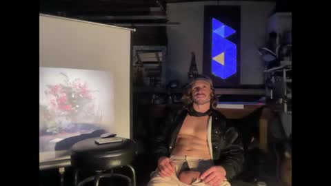 Cowboy Zuhly online show from May 7, 6:08 am