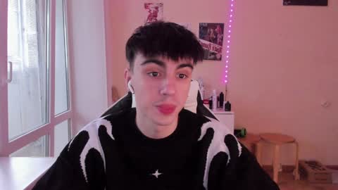 Ray online show from January 11, 8:43 am