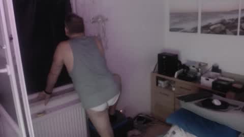 Stranger online show from October 26, 7:53 pm