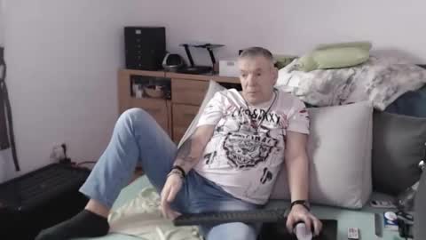 Stranger online show from January 13, 10:53 am