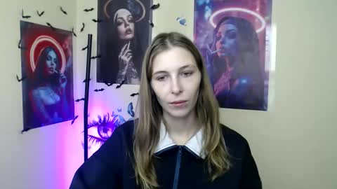 Snapshot of stranger_giirl chatting on October 15, 12:27 pm Amalia online show from October 15, 12:27 pm