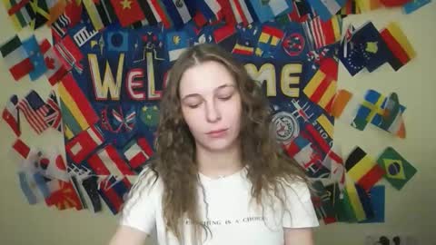 Snapshot of stranger_giirl chatting on March 5, 7:37 am Amalia online show from March 5, 7:37 am