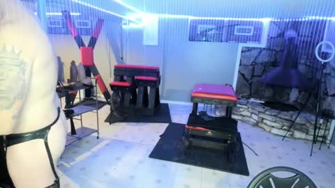 Snapshot of straponbitchboy9867 chatting on January 14, 7:06 am Straponbitchboy strapon humiliation sissy chasisty bdsm online show from January 14, 7:06 am