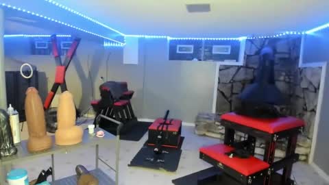 Snapshot of straponbitchboy9867 chatting on February 5, 9:15 am Straponbitchboy strapon humiliation sissy chasisty bdsm online show from February 5, 9:15 am