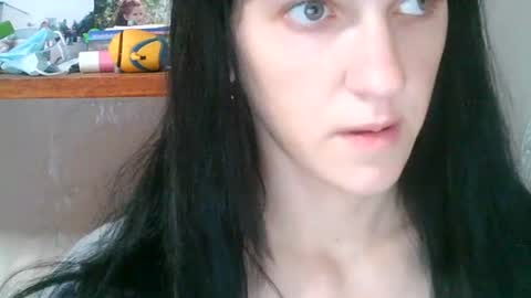 Snapshot of strawberry_storm chatting on July 14, 6:57 pm Strawberry Storm online show from July 14, 6:57 pm