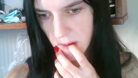 Snapshot of strawberry_storm chatting on July 19, 1:37 pm Strawberry Storm online show from July 19, 1:37 pm