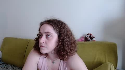 Strawberrylotsacake online show from May 20, 4:57 pm