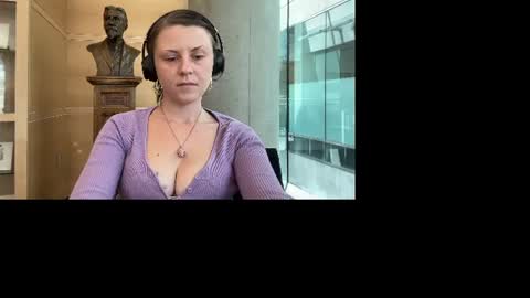 Ruby Moon online show from June 29, 8:20 pm