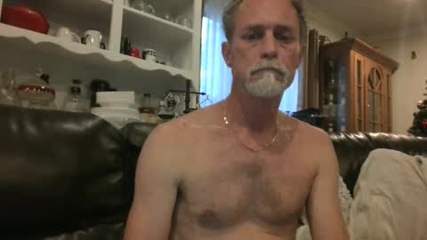 Snapshot of streakerdad chatting on February 16, 8:11 pm streakerdad online show from February 16, 8:11 pm