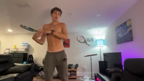 Stretch online show from November 10, 12:42 am