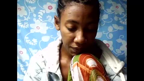 Snapshot of strevah9794 chatting on February 15, 9:11 pm strevah9794 online show from February 15, 9:11 pm