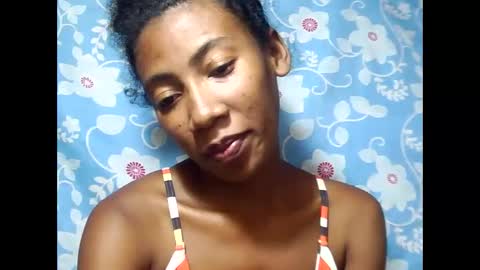 Snapshot of strevah9794 chatting on February 25, 9:46 pm strevah9794 online show from February 25, 9:46 pm