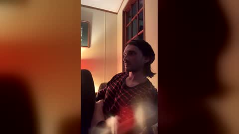 stringgreens777 online show from December 20, 11:45 pm