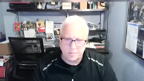 Stroking For You online show from November 18, 6:45 pm