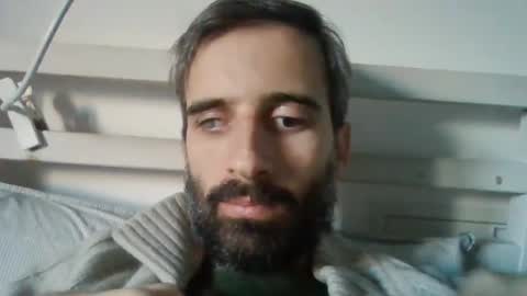 Snapshot of stroke1 chatting on December 17, 8:12 am stroke1 online show from December 17, 8:12 am