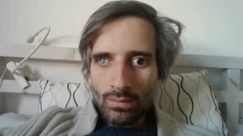 Snapshot of stroke1 chatting on January 6, 10:41 am stroke1 online show from January 6, 10:41 am