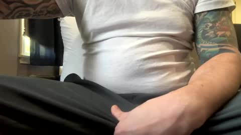 stroking33again online show from December 17, 6:31 pm