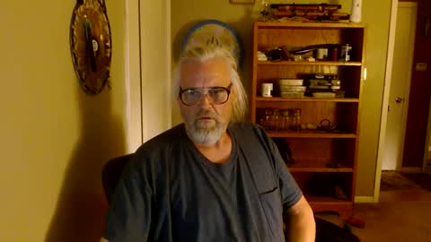 Snapshot of stroknpoker chatting on September 12, 6:35 am stroknpoker online show from September 12, 6:35 am