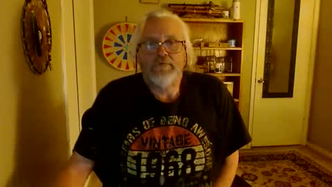 Snapshot of stroknpoker chatting on October 25, 5:15 am stroknpoker online show from October 25, 5:15 am