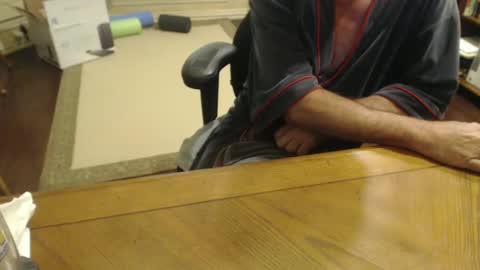 stromg2000 online show from December 11, 3:58 pm