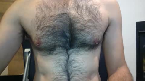 Snapshot of strongandmanly chatting on January 7, 1:38 am Strongandmanly online show from January 7, 1:38 am