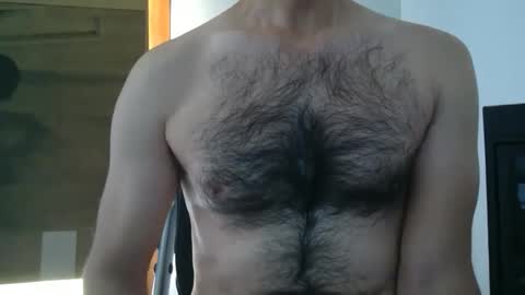 Snapshot of strongandmanly chatting on January 13, 6:27 pm Strongandmanly online show from January 13, 6:27 pm