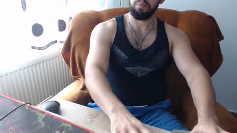 StrongCoffee online show from November 4, 6:45 am